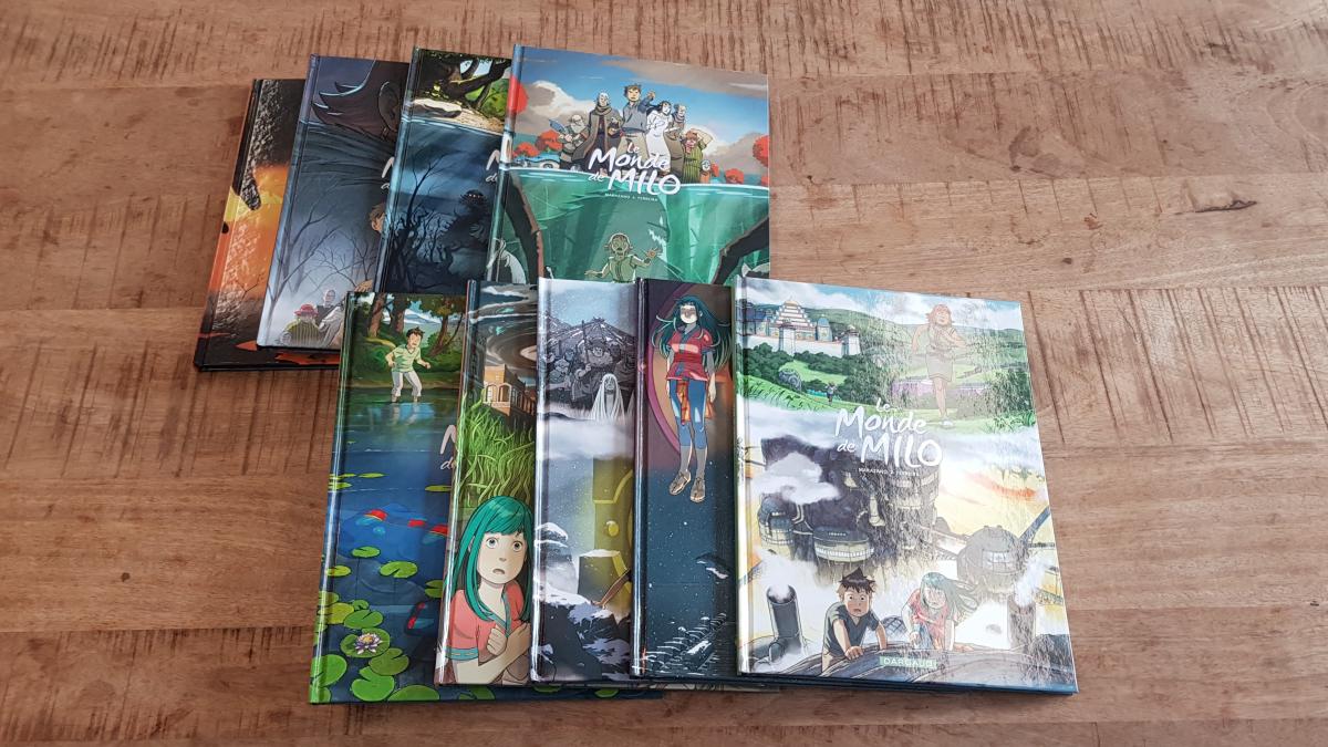 Studio Ghibli: 100 Collectible Postcards: Final Frames from the Feature  Films : Studio Ghibli: : Tout le reste